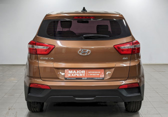 Подержанный автомобиль Hyundai Creta 2018 года (6 фото)
