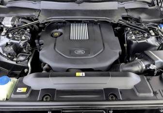 Подержанный автомобиль Land Rover Range Rover 2018 года (9 фото)