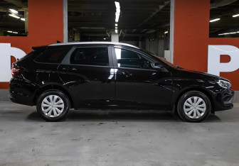 Подержанный автомобиль LADA (ВАЗ) Vesta Wagon 2024 года (4 фото)