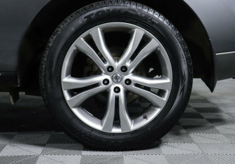 Подержанный автомобиль Nissan Murano Suv 2014 года (5 фото)