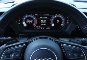 Подержанный автомобиль Audi A3 Sedan 2021 года (11 фото)