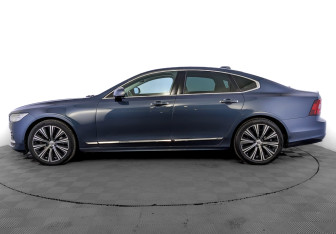 Подержанный автомобиль Volvo S90 2021 года (8 фото)