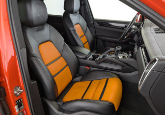 Подержанный автомобиль Porsche Cayenne 2020 года (24 фото)