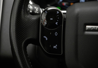 Подержанный автомобиль Land Rover Range Rover Sport 2020 года (12 фото)