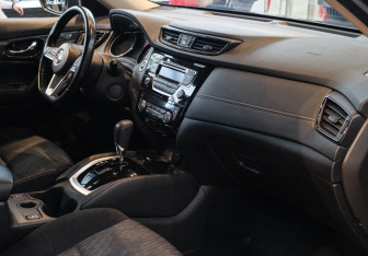 Подержанный автомобиль Nissan X-Trail 2020 года (7 фото)