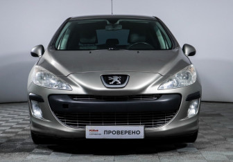 Подержанный автомобиль Peugeot 308 Hatchback 2011 года (2 фото)