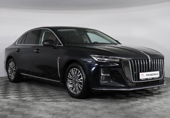 Подержанный автомобиль Hongqi H5 2024 года (3 фото)