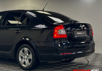 Подержанный автомобиль Skoda Octavia Liftback 2012 года (19 фото)