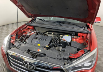 Подержанный автомобиль FAW Besturn X80 2019 года (6 фото)