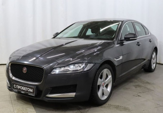 Подержанный автомобиль Jaguar XF Sedan 2019 года (1 фото)