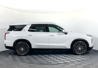 Подержанный автомобиль Hyundai Palisade 2022 года (4 фото)