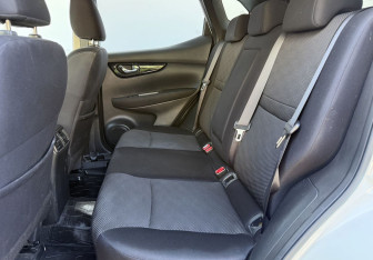 Подержанный автомобиль Nissan Qashqai 2018 года (11 фото)
