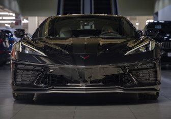 Новый Chevrolet Corvette Convertible 2023 (3 фото)