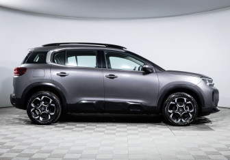 Подержанный автомобиль Citroen C5 Aircross 2022 года (4 фото)