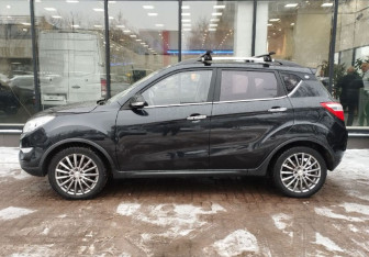 Подержанный автомобиль Changan CS35 2017 года (5 фото)