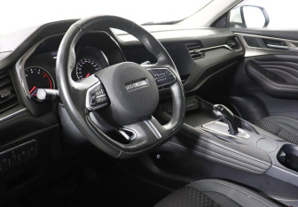 Подержанный автомобиль Haval F7 2019 года (7 фото)