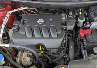 Подержанный автомобиль Nissan Qashqai 2008 года (9 фото)