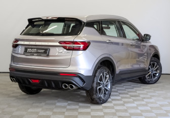 Подержанный автомобиль Geely Coolray 2023 года (5 фото)