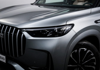 Подержанный автомобиль Jaecoo J8 2024 года (16 фото)