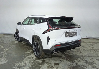 Подержанный автомобиль Geely Cityray 2024 года (4 фото)