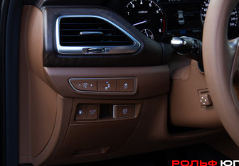Подержанный автомобиль Genesis G90 2020 года (22 фото)