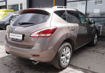 Подержанный автомобиль Nissan Murano Suv 2013 года (5 фото)