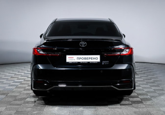Подержанный автомобиль Toyota Camry Sedan 2024 года (6 фото)