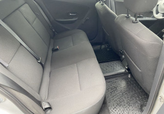 Подержанный автомобиль Nissan Almera Sedan 2015 года (11 фото)