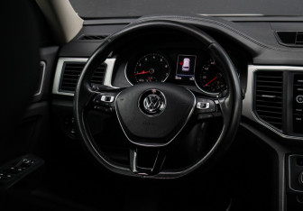 Подержанный автомобиль Volkswagen Teramont 2018 года (14 фото)