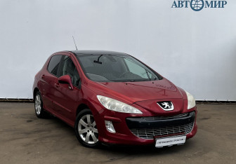 Подержанный автомобиль Peugeot 308 Hatchback 2009 года (3 фото)