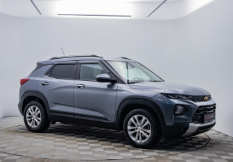 Подержанный автомобиль Chevrolet TrailBlazer 2021 года (3 фото)