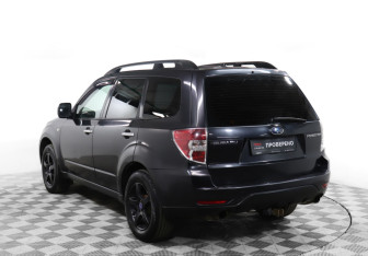 Подержанный автомобиль Subaru Forester Suv 2008 года (6 фото)
