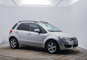 Подержанный автомобиль Suzuki SX4 Hatchback 2008 года (3 фото)