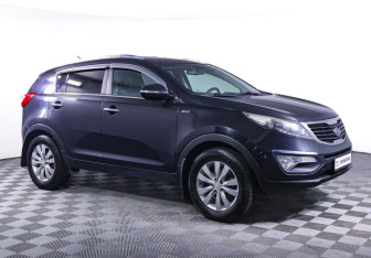 Подержанный автомобиль Kia Sportage 2011 года (3 фото)