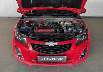 Подержанный автомобиль Chevrolet Cruze Sedan 2013 года (14 фото)