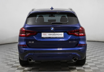 Подержанный автомобиль BMW X3 2018 года (6 фото)