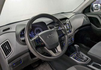 Подержанный автомобиль Hyundai Creta 2020 года (13 фото)