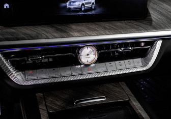 Подержанный автомобиль Tank 500 2023 года (23 фото)