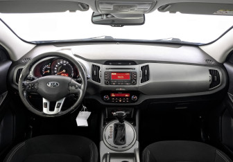 Подержанный автомобиль Kia Sportage 2015 года (14 фото)