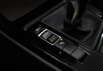 Подержанный автомобиль BMW X2 2019 года (21 фото)