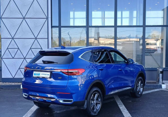 Подержанный автомобиль Haval F7 2021 года (5 фото)