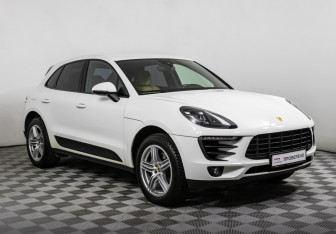 Подержанный автомобиль Porsche Macan 2016 года (3 фото)