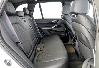 Новый BMW X5 2025 (12 фото)