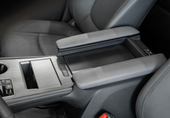 Новый Toyota Sienna 2024 (24 фото)