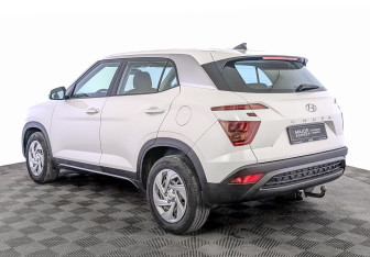 Подержанный автомобиль Hyundai Creta 2022 года (7 фото)