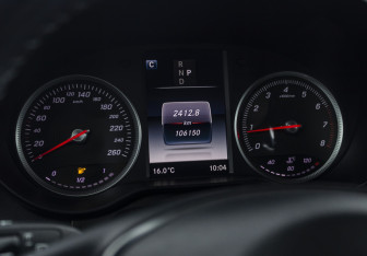 Подержанный автомобиль Mercedes-Benz GLC Coupe 2018 года (12 фото)