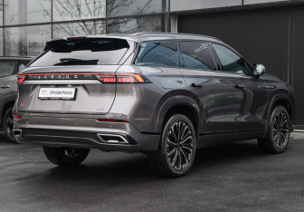 Подержанный автомобиль Jaecoo J8 2024 года (4 фото)