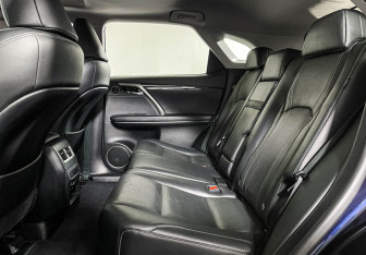 Подержанный автомобиль Lexus RX 2017 года (10 фото)