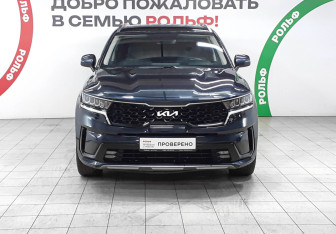 Подержанный автомобиль Kia Sorento 2021 года (2 фото)