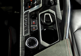 Подержанный автомобиль Geely Tugella 2022 года (15 фото)